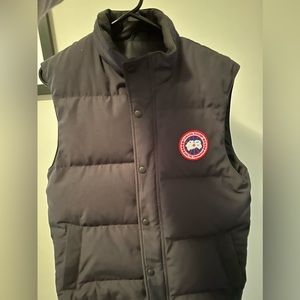 Selling Canada Goose Garson Vest Size S
